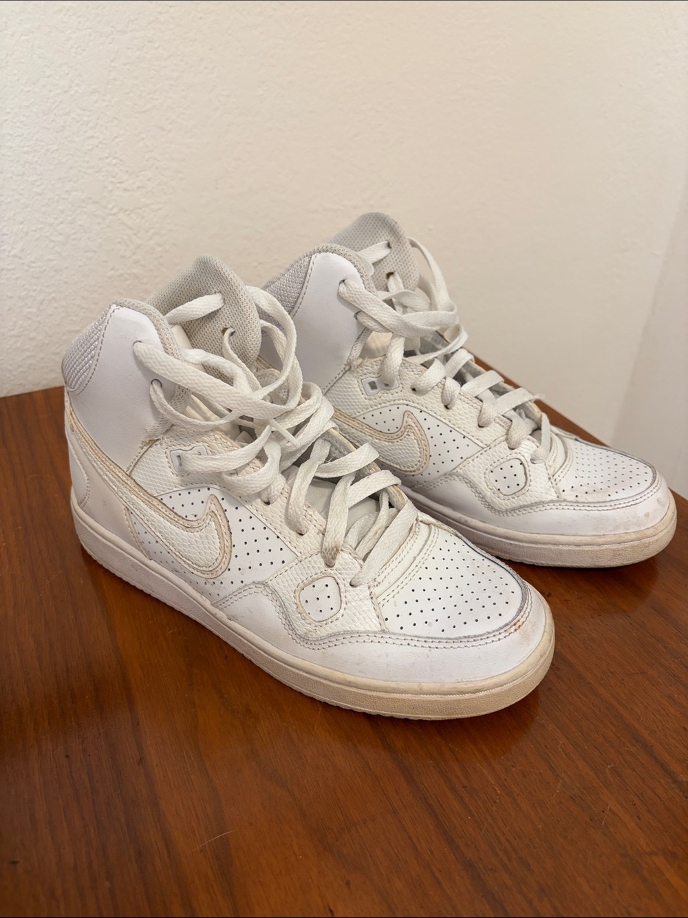 Nike Women's Air Force 1 High Sneakers